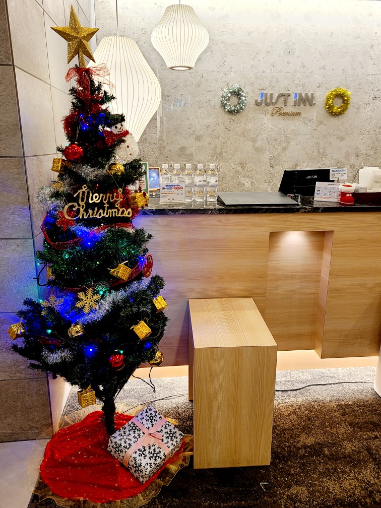 クリスマスツリー、設置しました！🎄